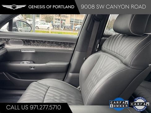 Used 2025 Genesis G90 3.5T image 33