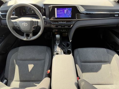 Used 2025 Toyota Camry LE FWD image 13