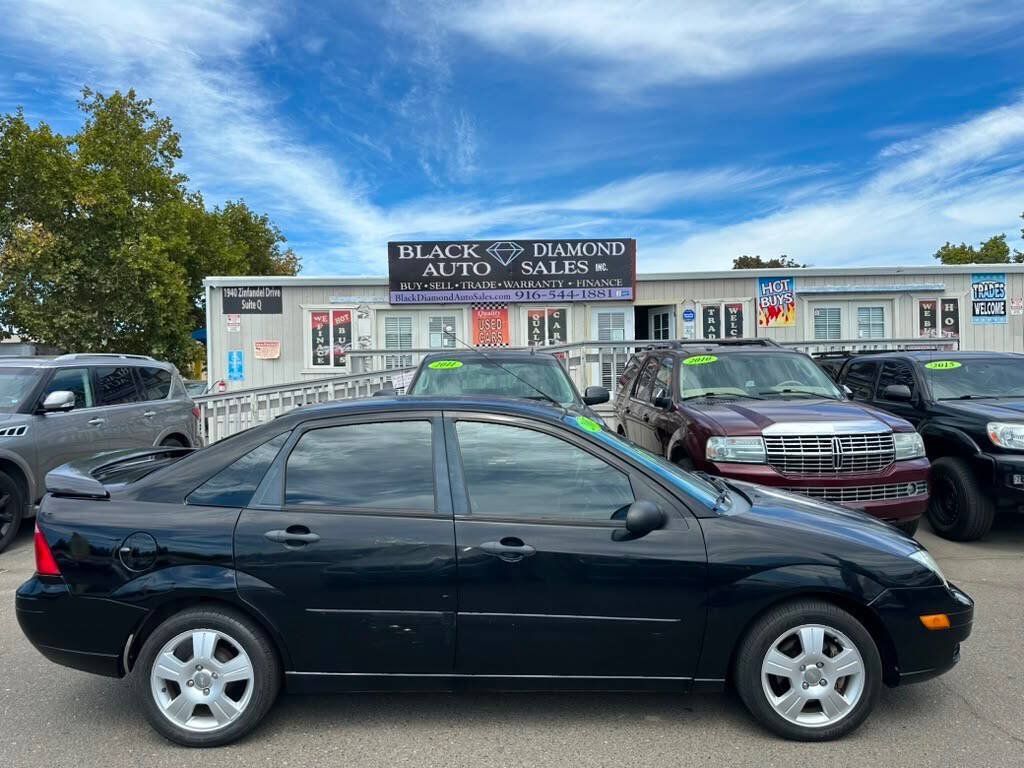 Used 2007 Ford Focus SES FWD image 12