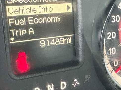 Used 2016 RAM 1500 Classic SLT image 12