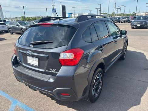 Used 2015 Subaru Crosstrek 2.0i Limited w/ Popular Package #2 AWD/4WD image 5