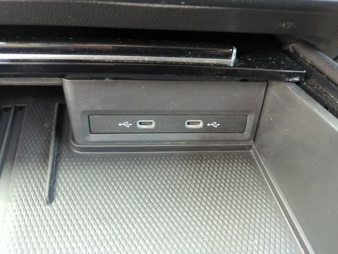 Certified 2026 Volkswagen Atlas SE FWD image 41