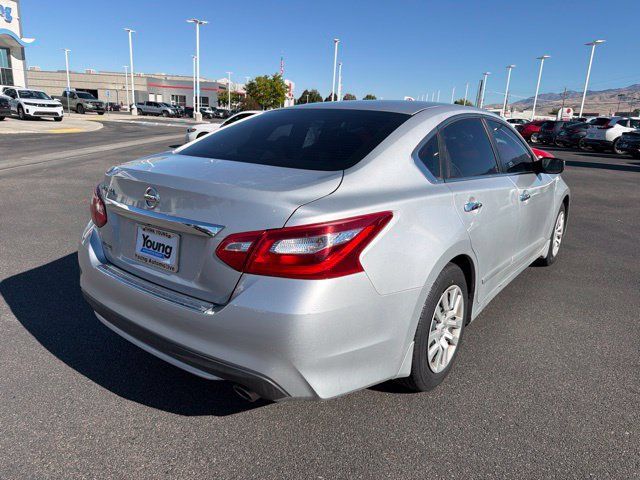 Used 2017 Nissan Altima 2.5 S w/ Power Driver Seat Package FWD image 7