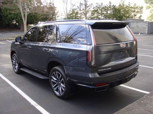 Used 2021 Cadillac Escalade Sport w/ Driver Assist Tech Package AWD/4WD image 11