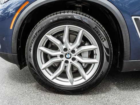 Used 2019 BMW X5 xDrive40i w/ Convenience Package AWD/4WD image 32
