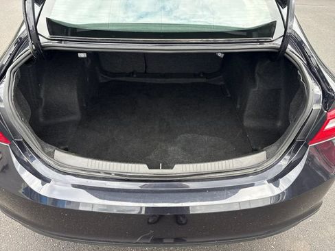 Used 2023 Chevrolet Malibu LT FWD image 28