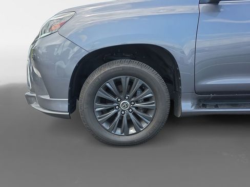 Used 2023 Lexus GX 460 Premium w/ Accessory Package AWD/4WD image 14