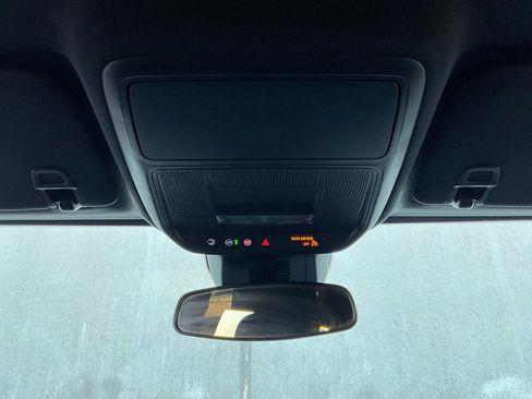 Used 2025 Chevrolet Equinox LT image 15