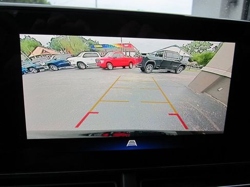 Used 2025 Chevrolet Trax LT w/ Sunroof Package FWD image 17