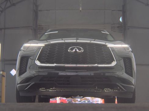 Certified 2023 INFINITI QX60 Luxe image 18