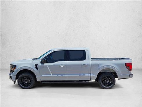 New 2026 Ford F150 XLT w/ XLT Black Appearance Package RWD image 5