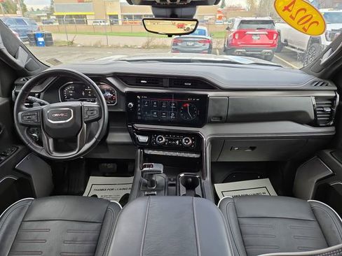 Used 2024 GMC Sierra 1500 AT4X image 3