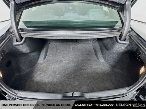 Used 2017 Dodge Charger SE w/ Popular Equipment Group image 23