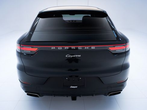 Certified 2020 Porsche Cayenne AWD/4WD image 10