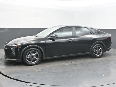 Used 2025 Kia K4 FWD image 5