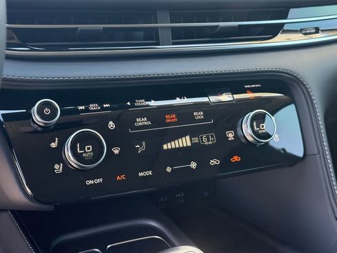 New 2026 INFINITI QX60 Luxe image 18