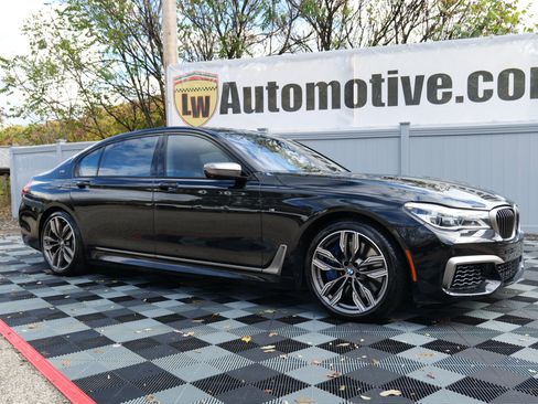 Used 2018 BMW M760i xDrive M760i xDrive Sedan image 65