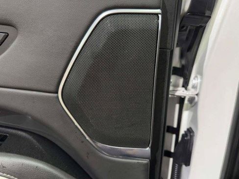 Used 2021 Cadillac Escalade Luxury RWD image 50