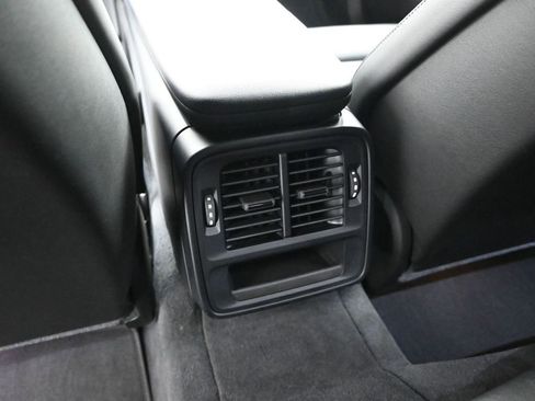 Used 2021 Porsche Taycan 4S image 20