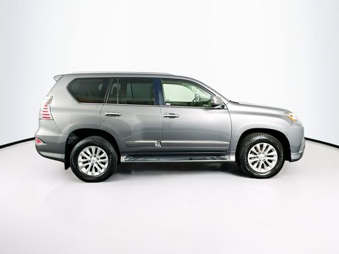 Used 2014 Lexus GX 460 image 10