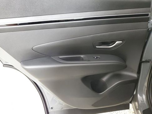 Used 2024 Hyundai Tucson SEL FWD image 9