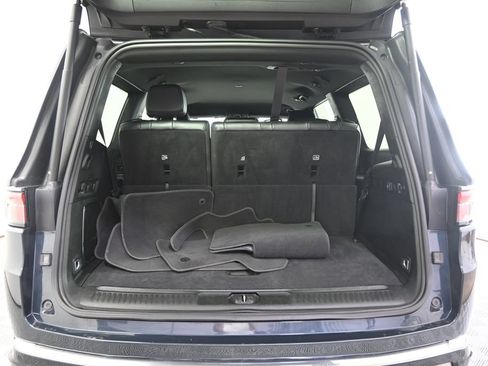 Used 2024 Jeep Wagoneer Series II w/ Flexible Seating Group AWD/4WD image 18