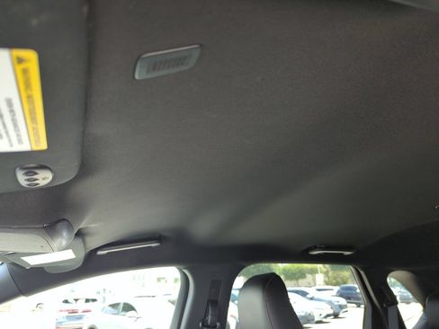 Used 2024 Ford Edge ST-Line AWD/4WD image 31