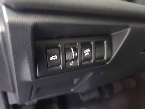 Used 2021 Subaru Outback Premium image 29