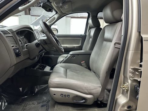 Used 2005 Dodge Dakota Laramie image 11