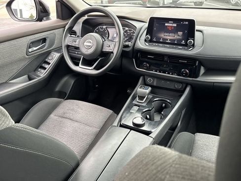 Used 2022 Nissan Rogue SV AWD/4WD image 24