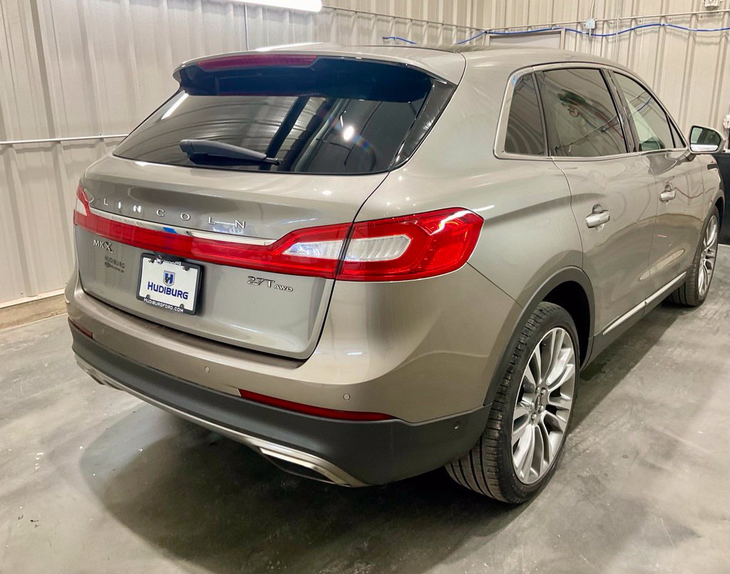 Used 2017 Lincoln MKX Reserve w/ Driver Assistance Package AWD/4WD image 20