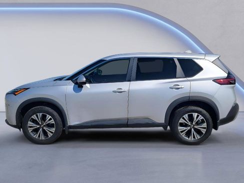 Used 2022 Nissan Rogue SV AWD/4WD image 5