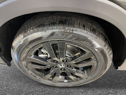 New 2026 Honda HR-V Sport image 11