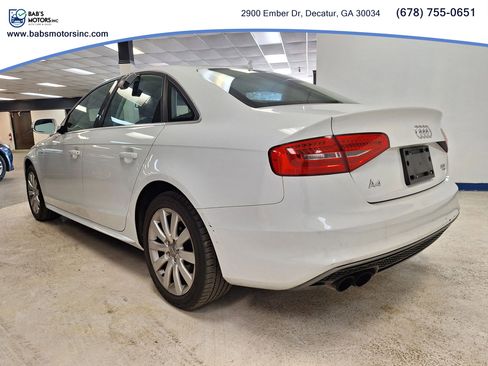 Used 2015 Audi A4 2.0T Premium w/ Audi MMI Navigation image 11
