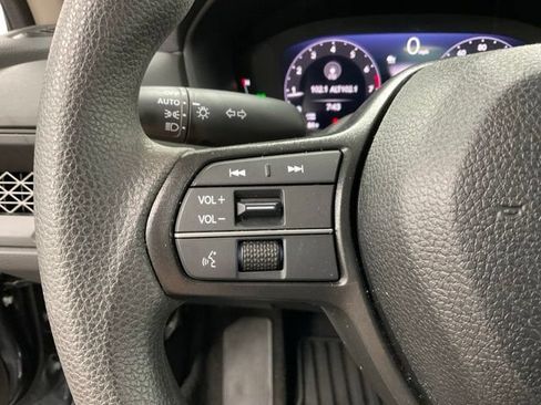 Used 2025 Honda Accord LX image 18