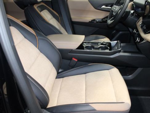 New 2026 Chevrolet Equinox ACTIV w/ Convenience Package III image 19