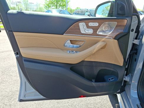 New 2026 Mercedes-Benz GLE 450 4MATIC image 11
