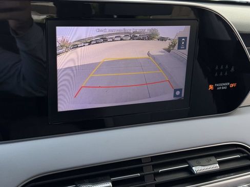 Used 2021 Hyundai Palisade SE FWD image 17