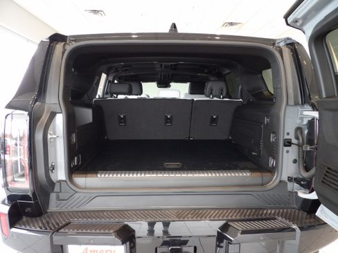 Used 2024 GMC Hummer EV 2X image 20