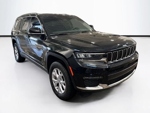 Used 2022 Jeep Grand Cherokee L Limited AWD/4WD image 3
