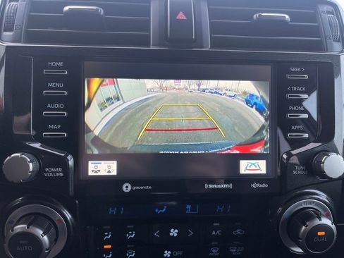 Used 2023 Toyota 4Runner TRD Off-Road Premium image 21