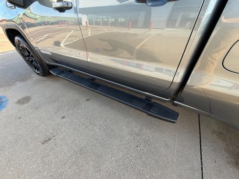 Used 2020 GMC Sierra 1500 Elevation w/ Elevation Value Package image 8