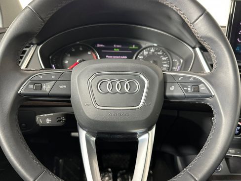Used 2023 Audi Q5 2.0T Premium w/ Convenience Package AWD/4WD image 22