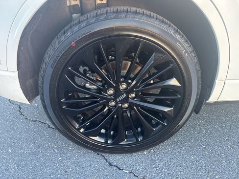 Certified 2023 Lincoln Corsair Reserve w/ Equipment Group 202A image 11