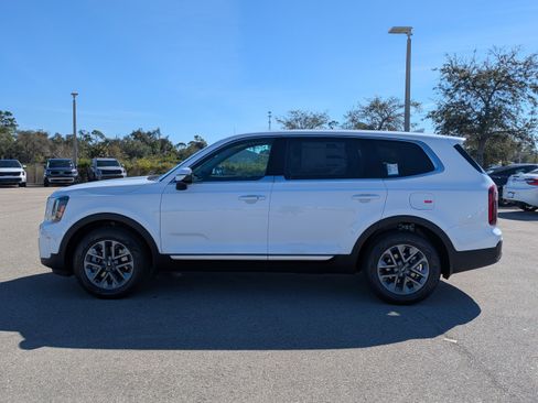 New 2025 Kia Telluride LX image 8