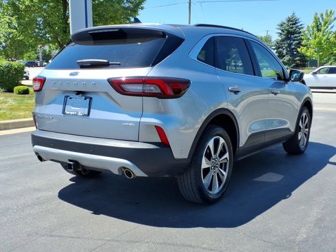 Used 2023 Ford Escape Platinum w/ Premium Technology Package AWD/4WD image 8