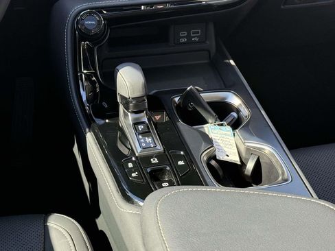 Used 2024 Lexus NX 350h AWD w/ Premium Package image 19