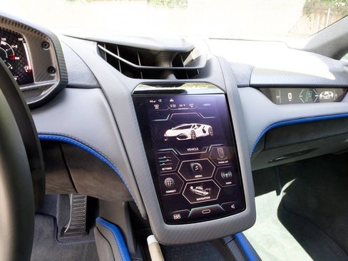 Used 2024 Lamborghini Revuelto AWD/4WD image 12