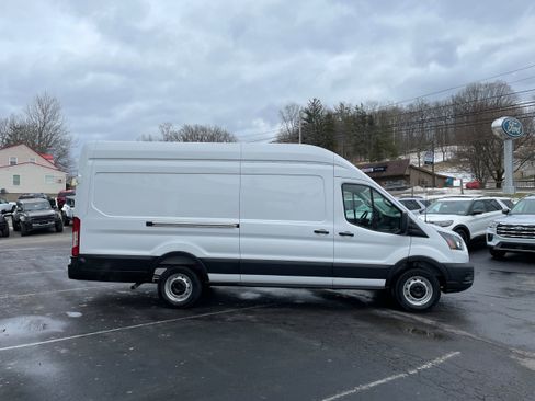New 2026 Ford Transit 250 148 High Roof Extended image 4