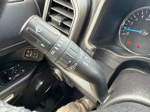 Used 2020 Ford Expedition XLT w/ Equipment Group 202A AWD/4WD image 57